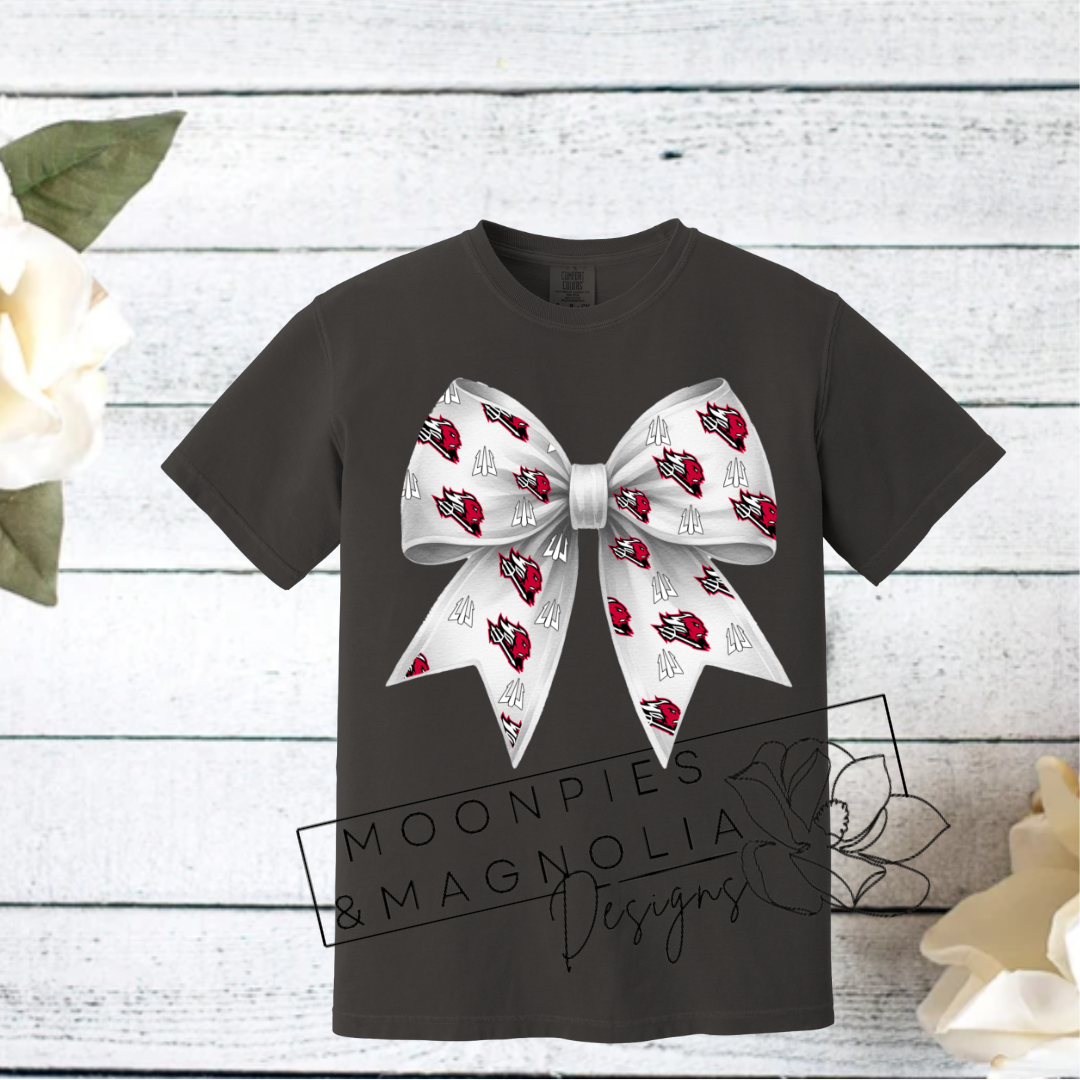 WHITE RED DEVILS BOW COMFORT COLOR T-SHIRT