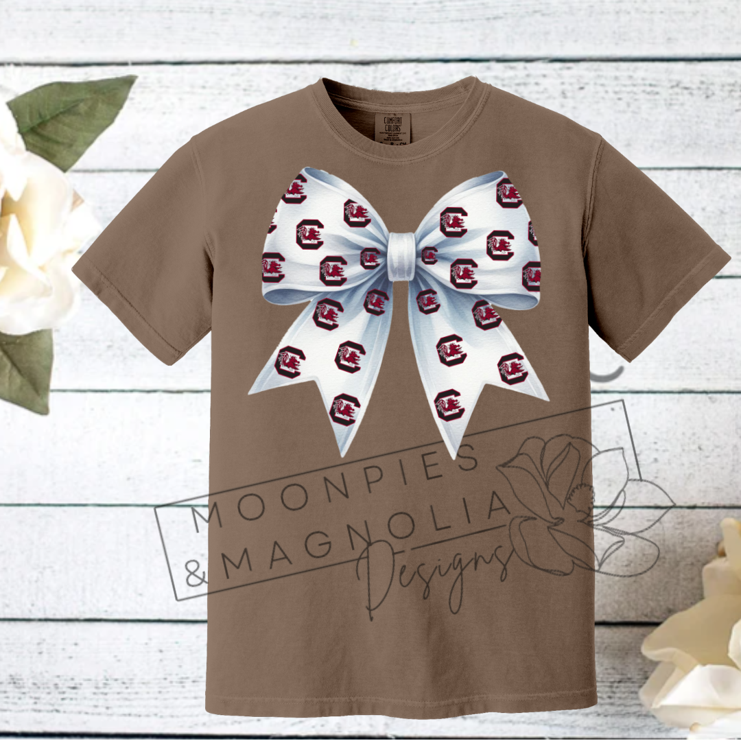 GAMECOCK WHITE BOW COMFORT COLOR T-SHIRT