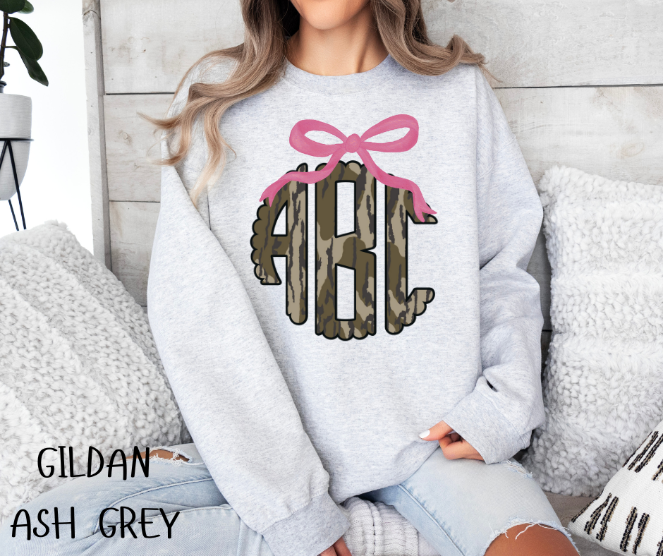 CAMO MONOGRAM CREWNECK