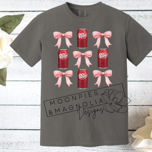 DR.PEPPER AND CROQUETTE BOWS COMFORT COLOR T-SHIRT